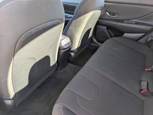 Used 2022 Hyundai Elantra SEL w/ Convenience Package image 17