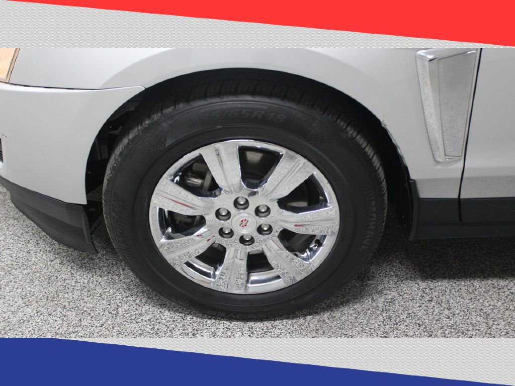 Used 2016 Cadillac SRX Luxury w/ Driver Awareness Package image 42