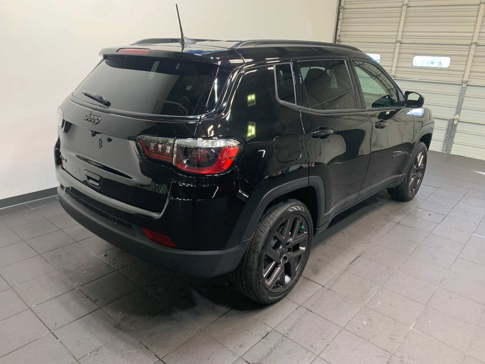 New 2026 Jeep Compass Limited AWD/4WD image 5