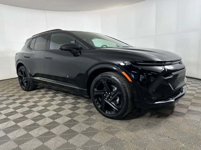 Used 2024 Chevrolet Equinox EV RS image 2