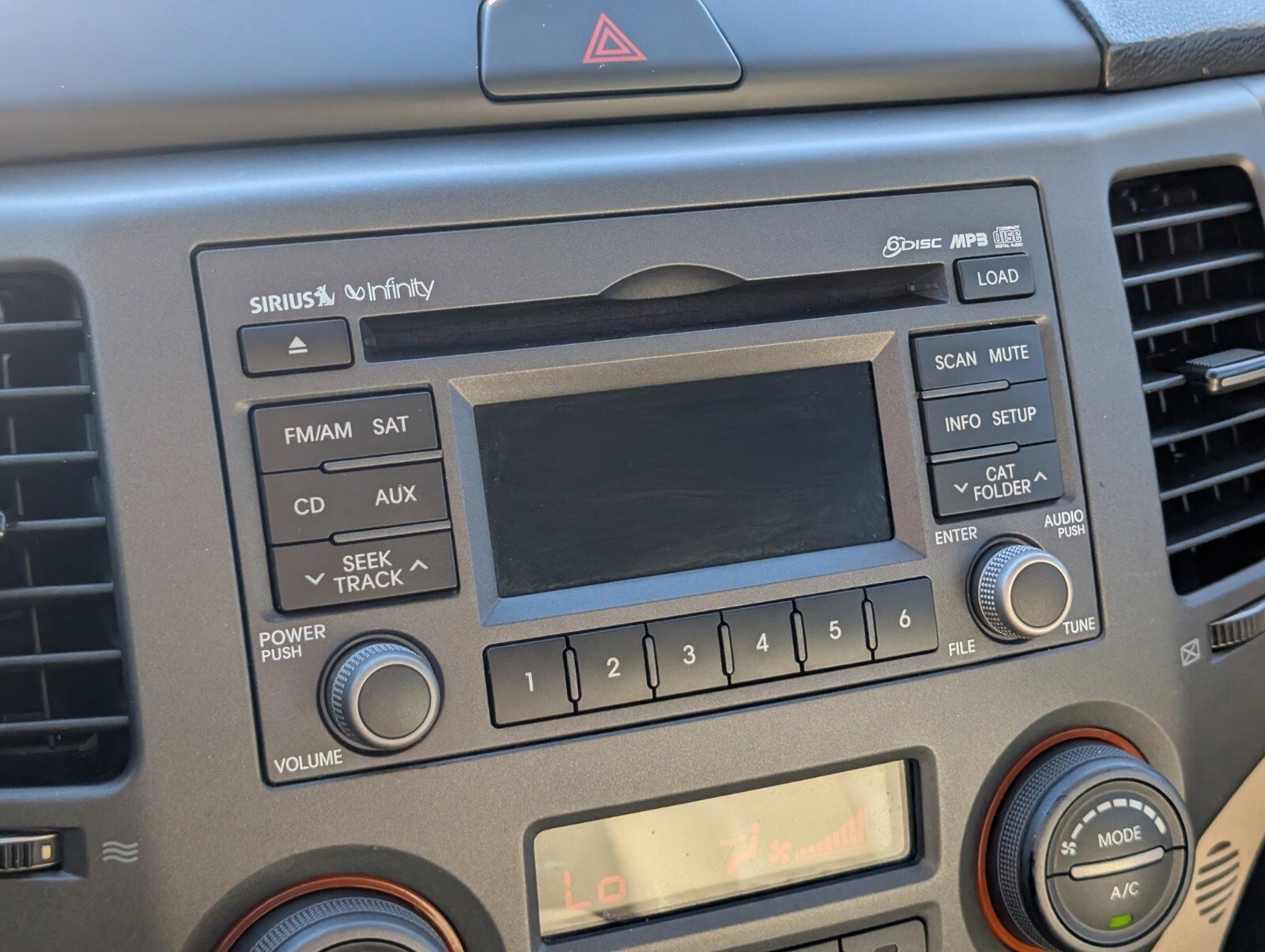 Used 2010 Kia Optima EX w/ Premium Pkg image 32