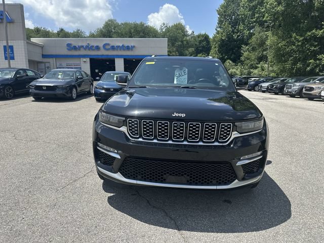 Used 2022 Jeep Grand Cherokee Summit AWD/4WD image 11