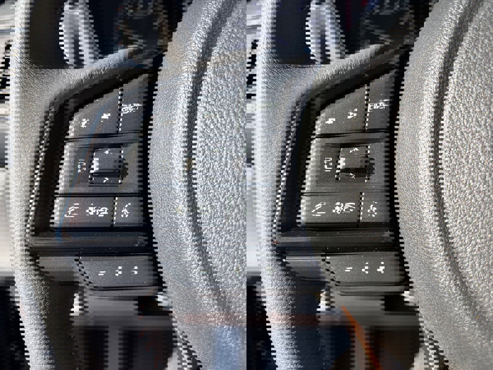 New 2025 Subaru Ascent Bronze Edition w/ Popular Package #2 image 17