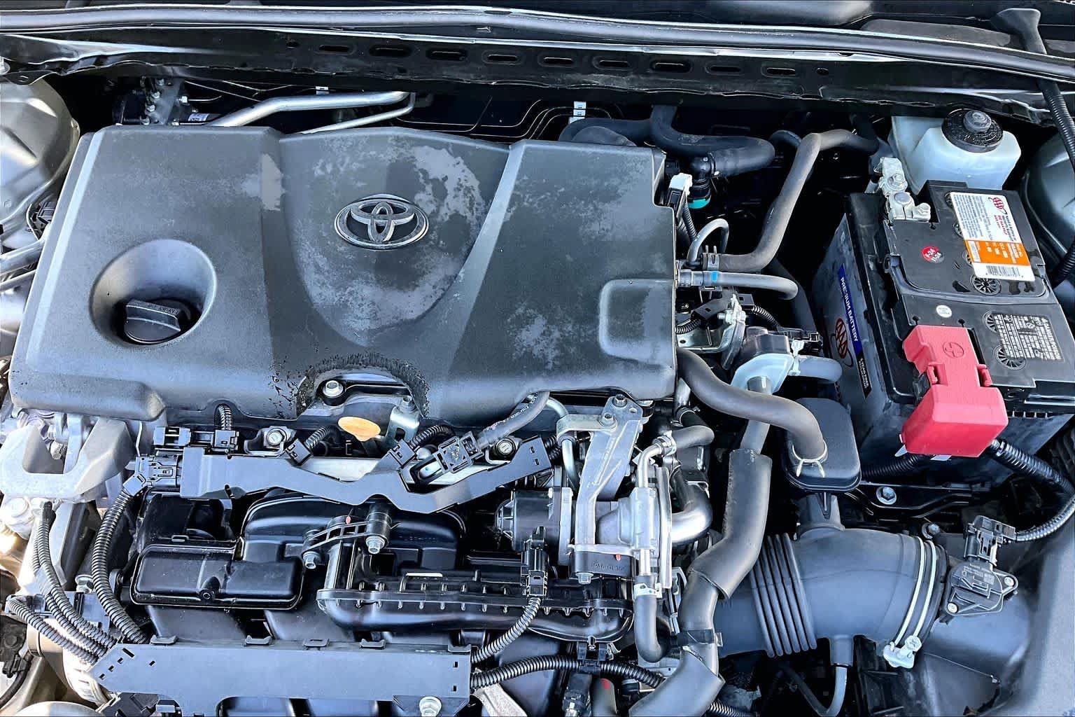 Used 2020 Toyota Camry SE w/ Convenience Package FWD image 32