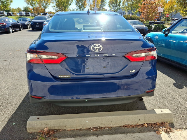 Used 2024 Toyota Camry LE FWD image 5