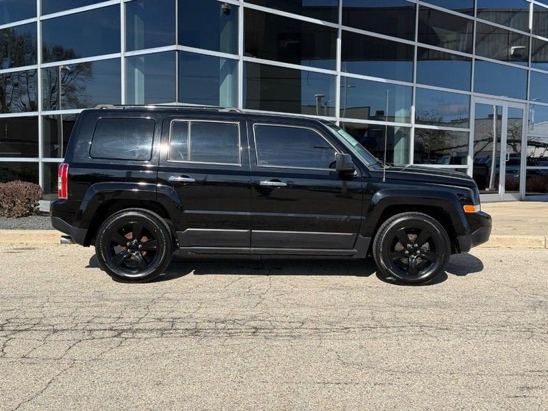 Used 2014 Jeep Patriot Sport FWD video 2