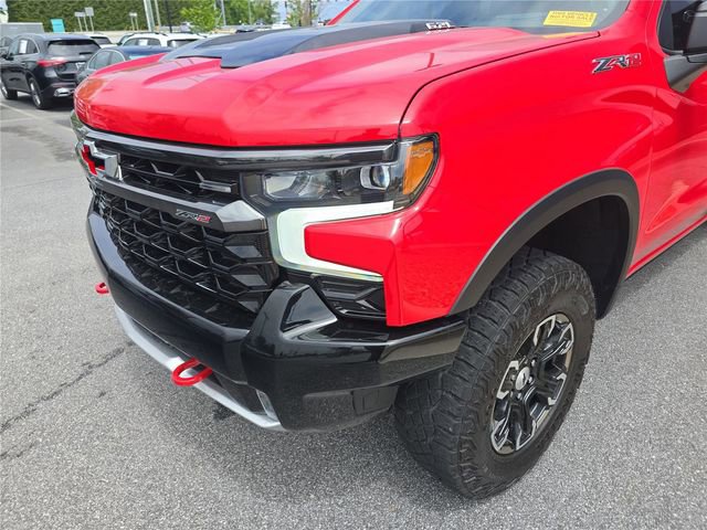 Used 2024 Chevrolet Silverado 1500 ZR2 w/ Technology Package AWD/4WD image 11