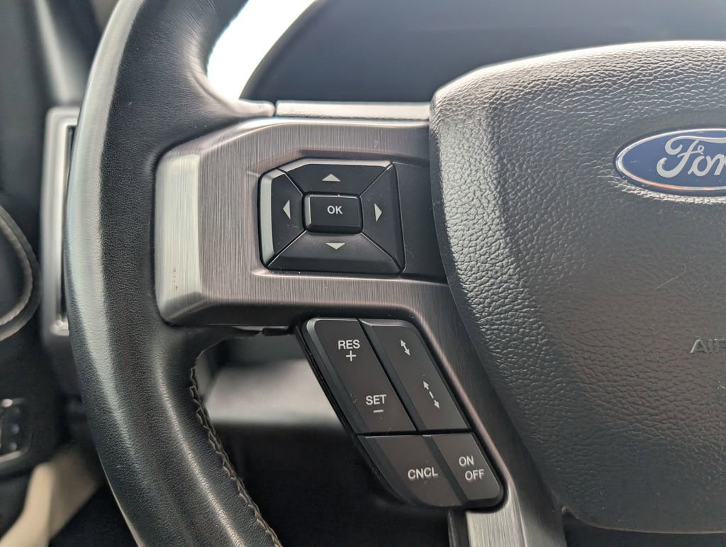 Used 2021 Ford Expedition Platinum image 17