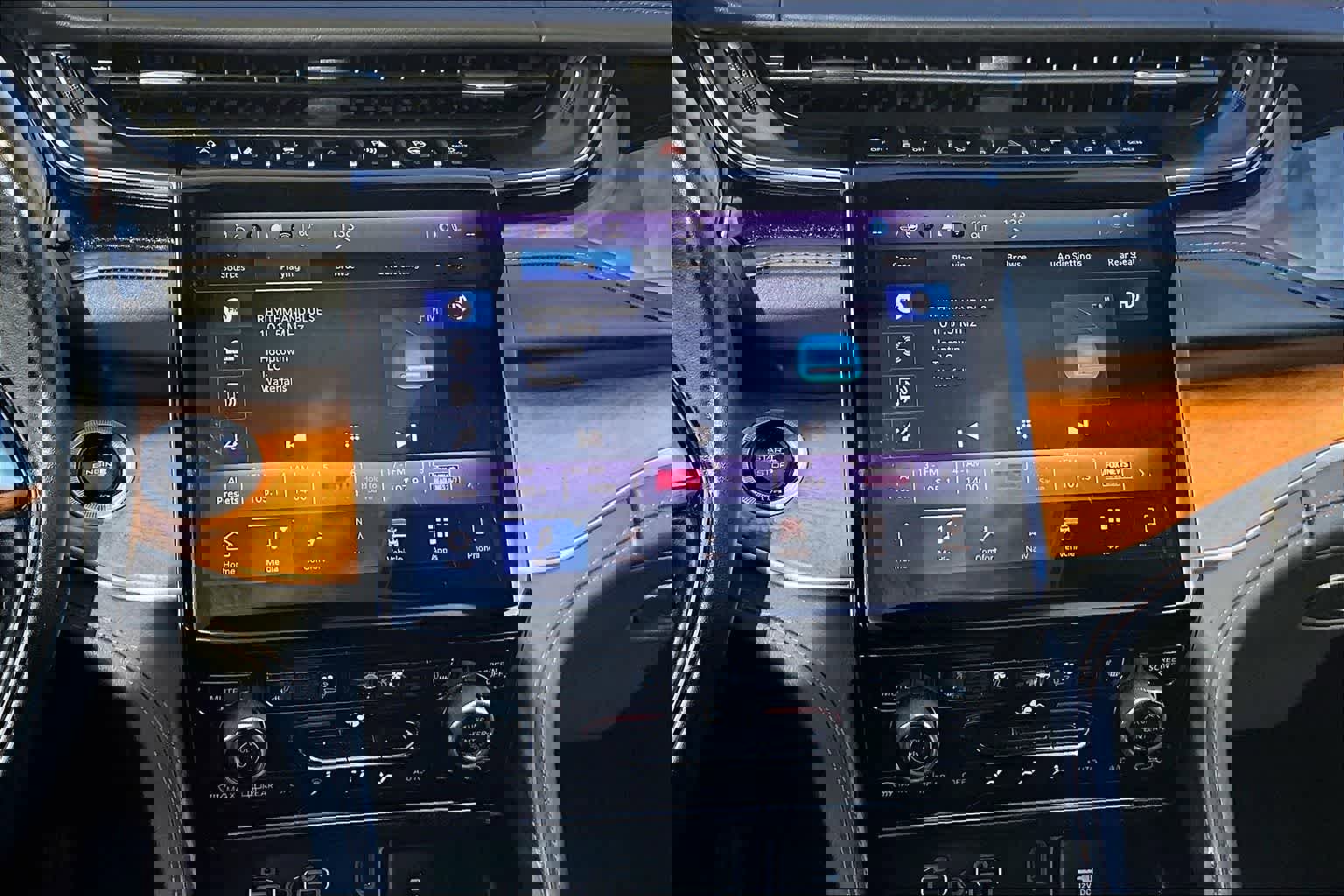 Used 2023 Jeep Grand Cherokee L Summit image 16