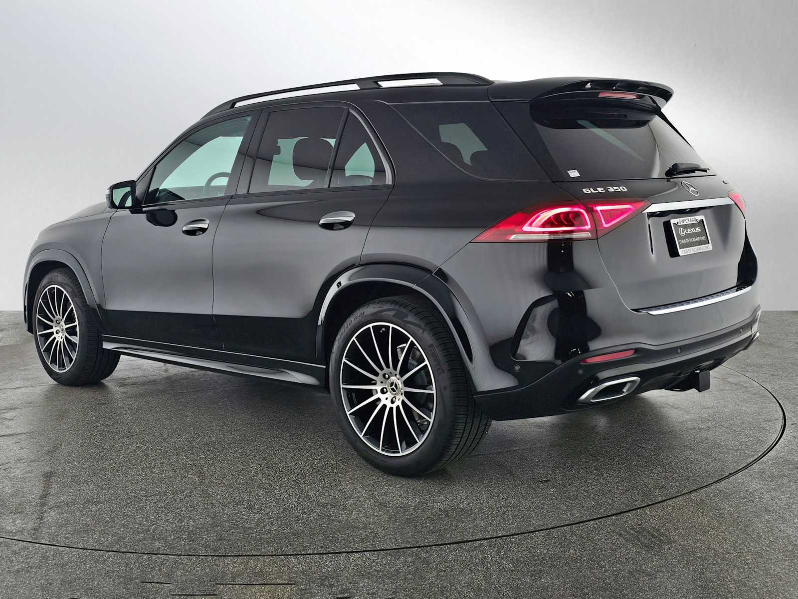 Used 2023 Mercedes-Benz GLE 350 4MATIC image 5