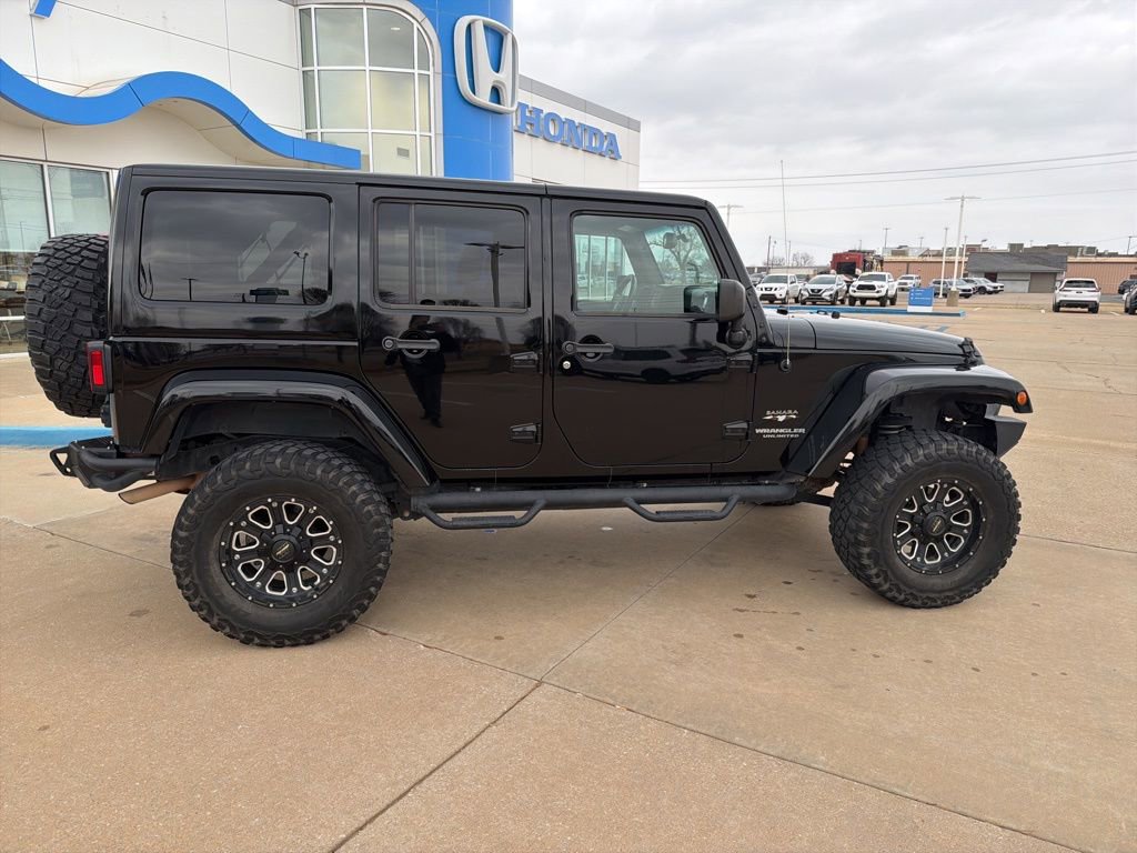 Used 2016 Jeep Wrangler Unlimited Sahara w/ Max Tow Package image 8