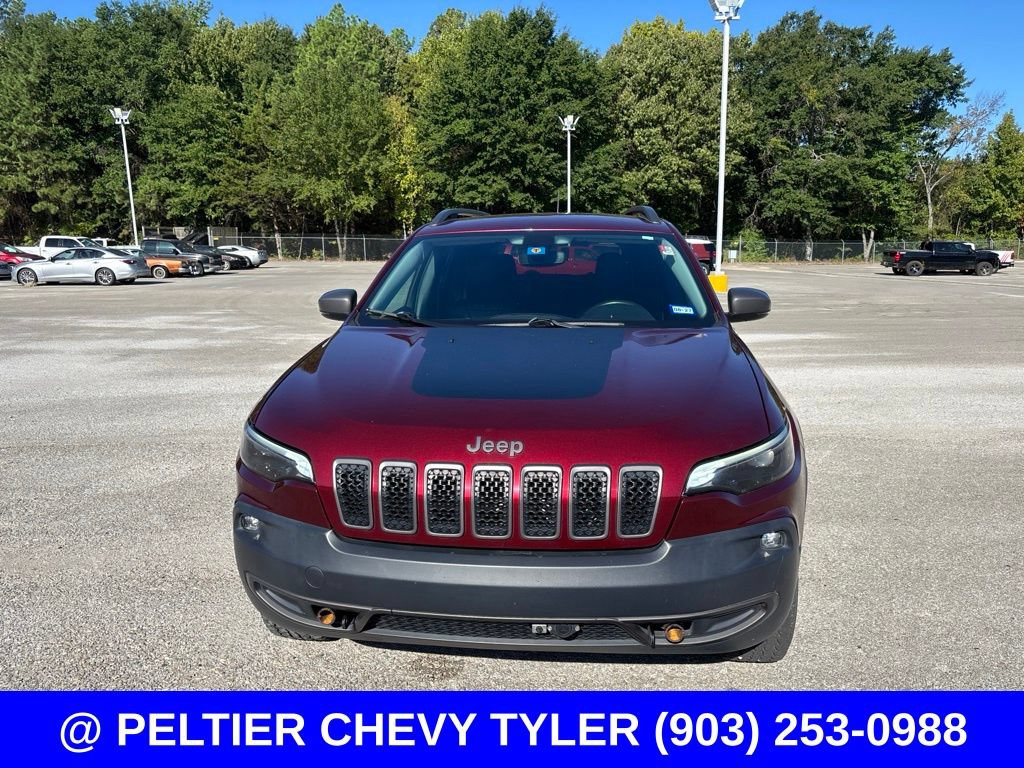 Used 2019 Jeep Cherokee Trailhawk w/ Cold Weather Group AWD/4WD image 2
