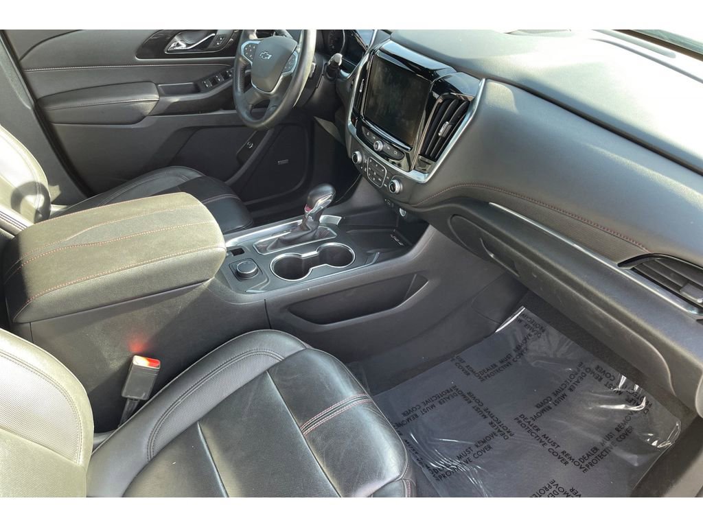Used 2022 Chevrolet Traverse RS image 20