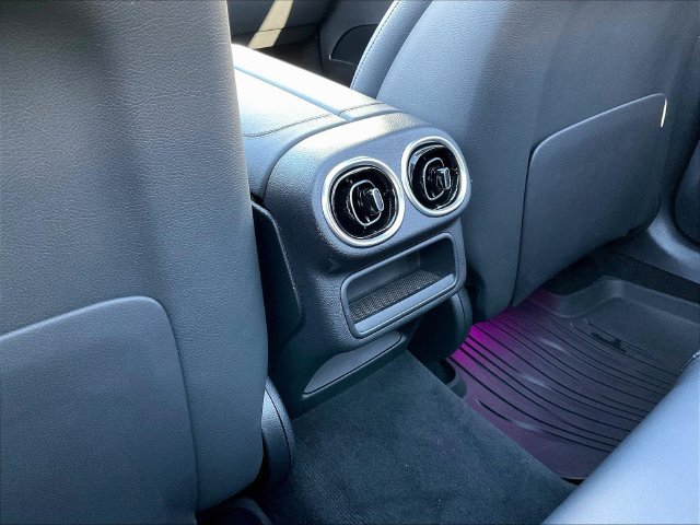 Used 2026 Mercedes-Benz GLC 300 4MATIC image 12
