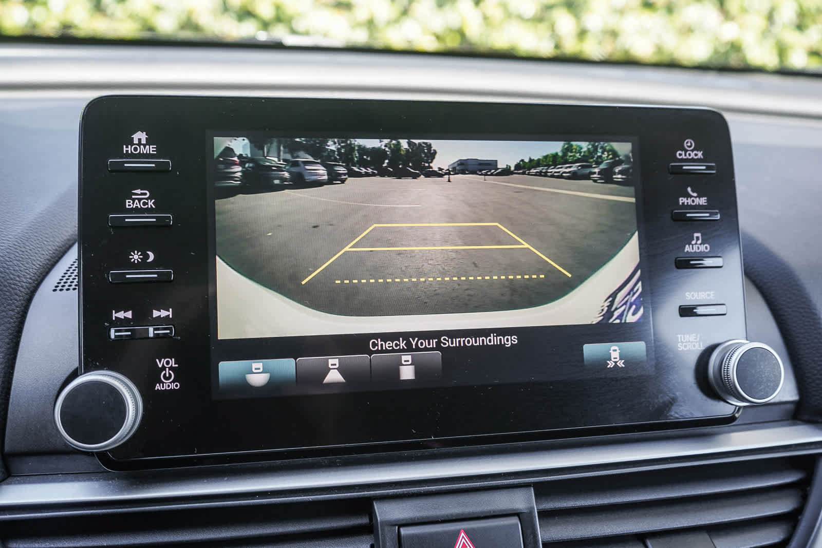 Used 2018 Honda Accord EX image 25