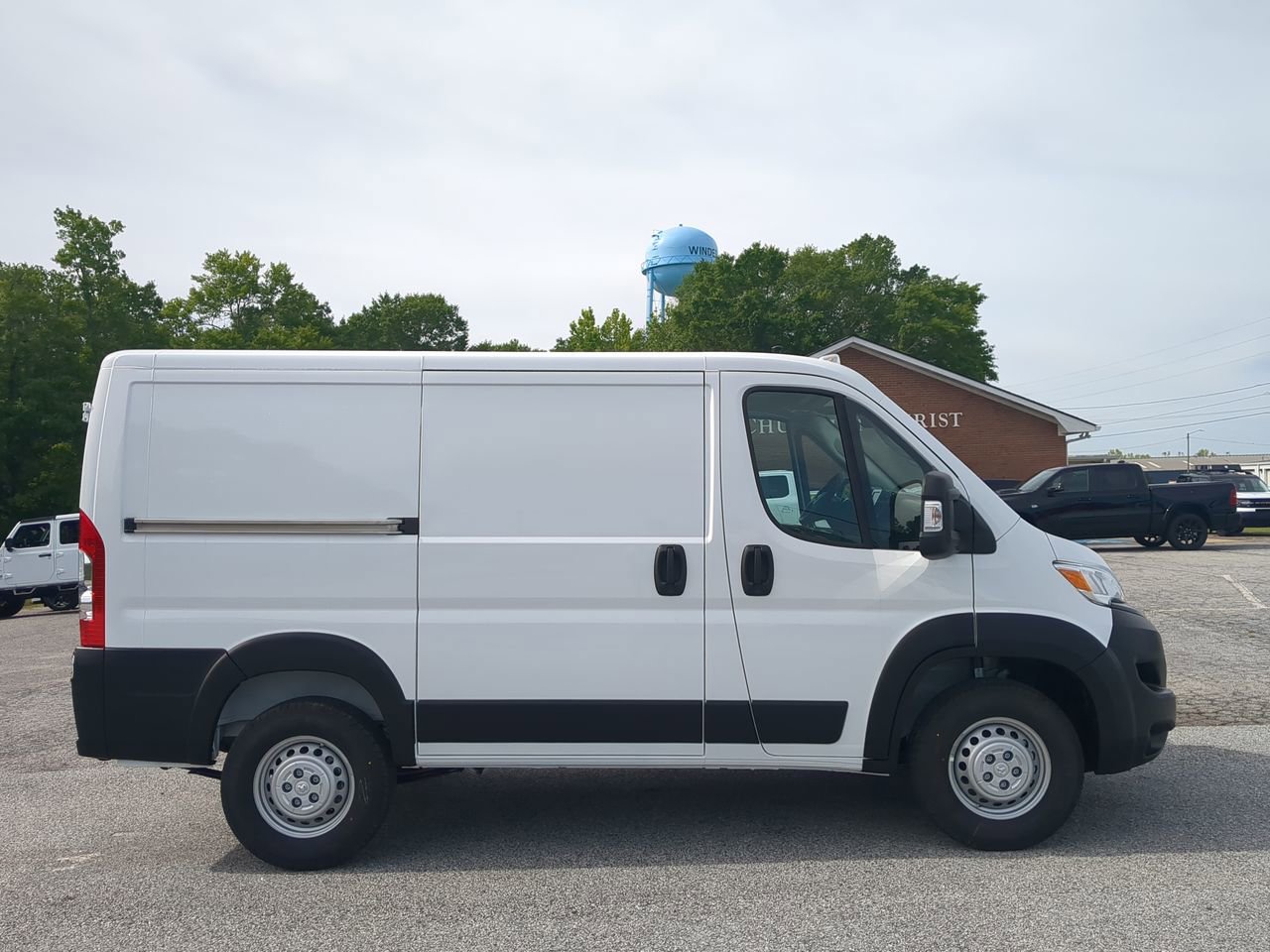 New 2026 RAM ProMaster 1500 w/ Storage Group FWD image 2