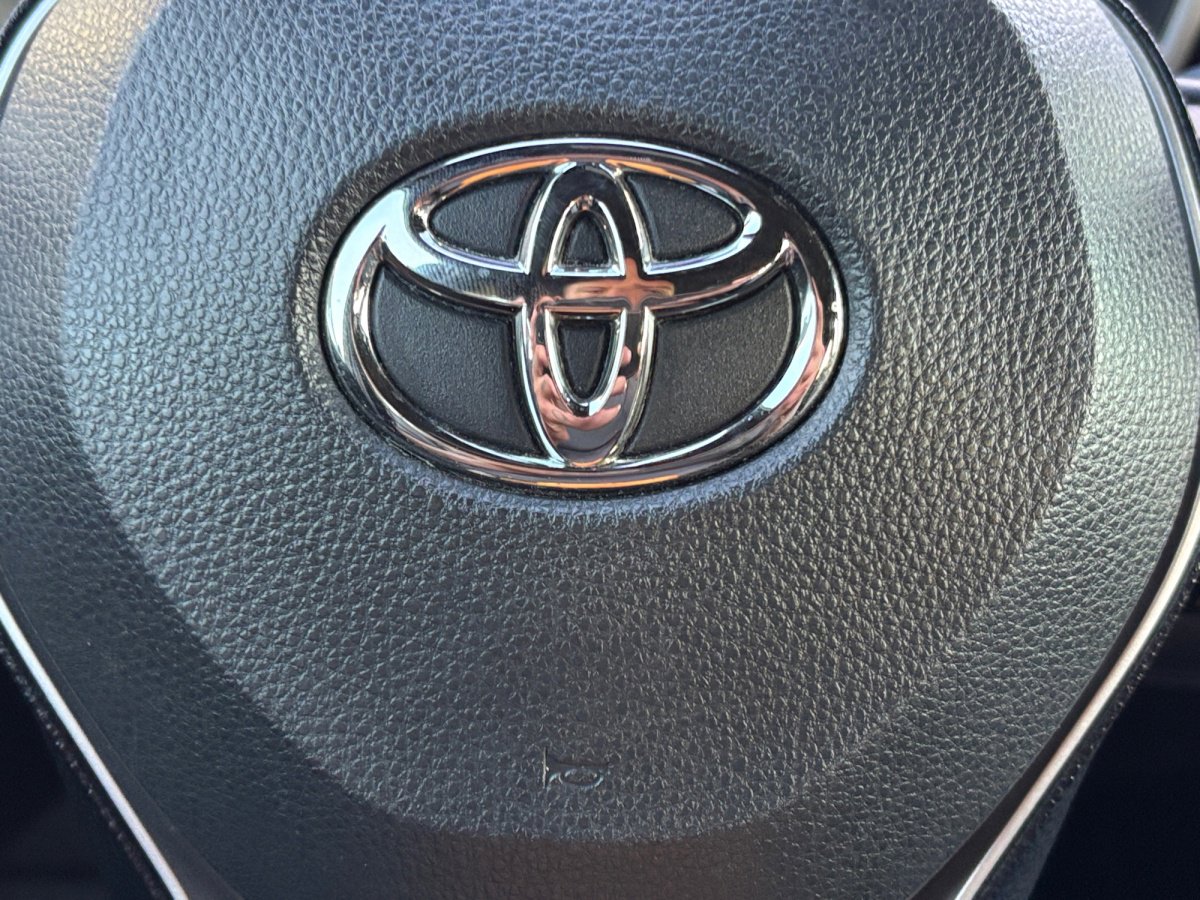 Used 2021 Toyota Corolla XSE image 12