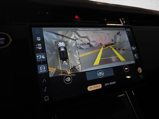 Certified 2025 Land Rover Range Rover Evoque Dynamic SE image 23