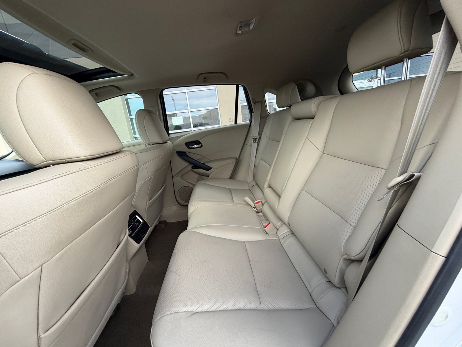 Used 2017 Acura RDX w/ Advance Package FWD image 17