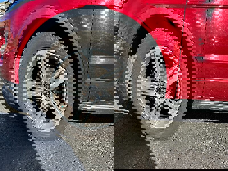 Used 2012 Land Rover Range Rover Evoque Dynamic image 9