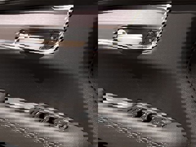 New 2026 Cadillac XT5 Luxury image 19