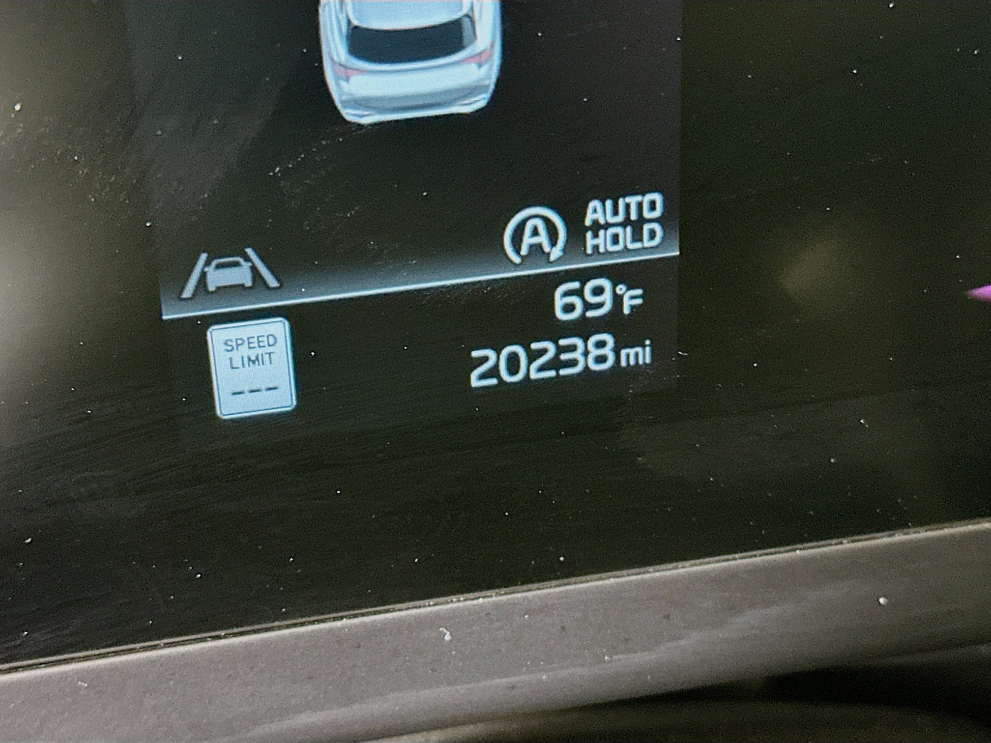 Used 2025 Kia Sportage LX image 19