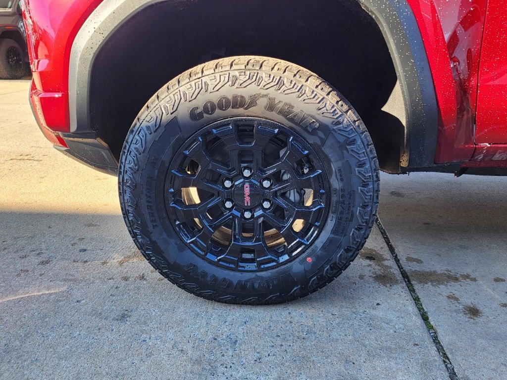 New 2026 GMC Canyon Elevation w/ Convenience Package image 52