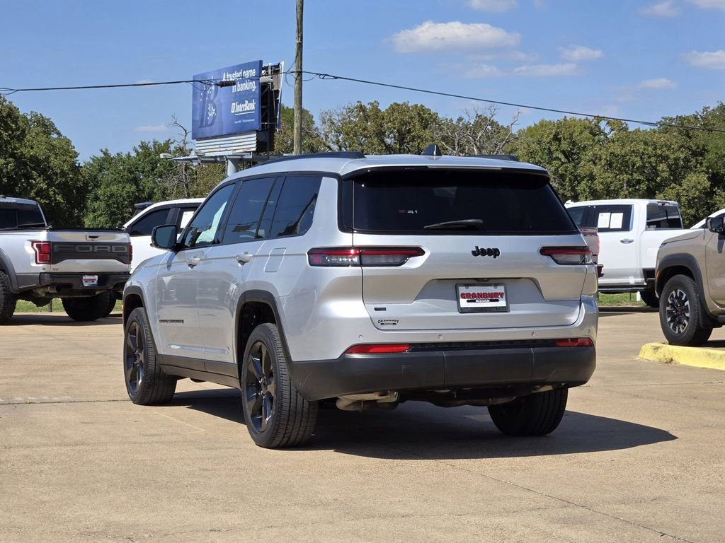 Used 2022 Jeep Grand Cherokee L Altitude image 4