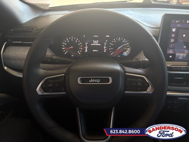 Used 2023 Jeep Compass Latitude AWD/4WD image 12