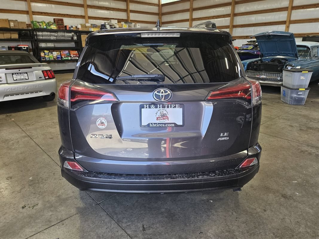 Used 2018 Toyota RAV4 LE w/ All Weather Liner Package AWD/4WD image 7