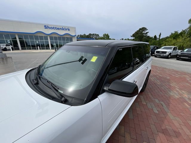Used 2019 Ford Flex Limited w/ Appearance Package FWD image 3