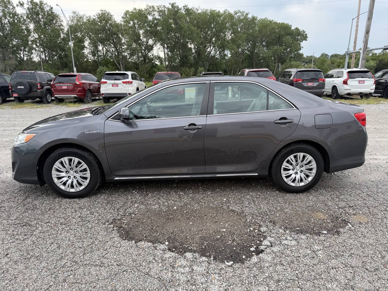 Used 2014 Toyota Camry LE FWD image 6