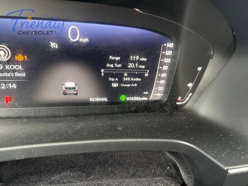 Used 2025 Honda Pilot Black Edition image 17
