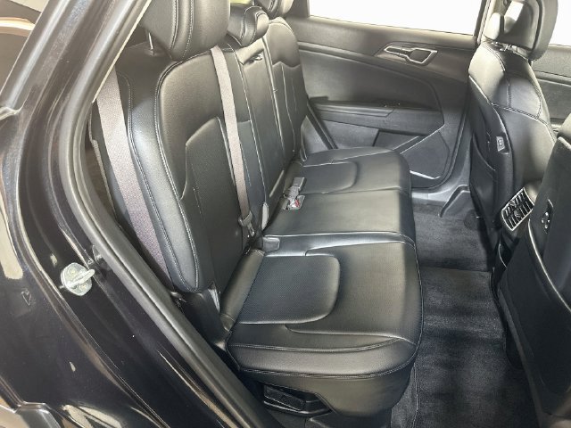 Used 2023 Kia Sportage EX AWD/4WD image 12