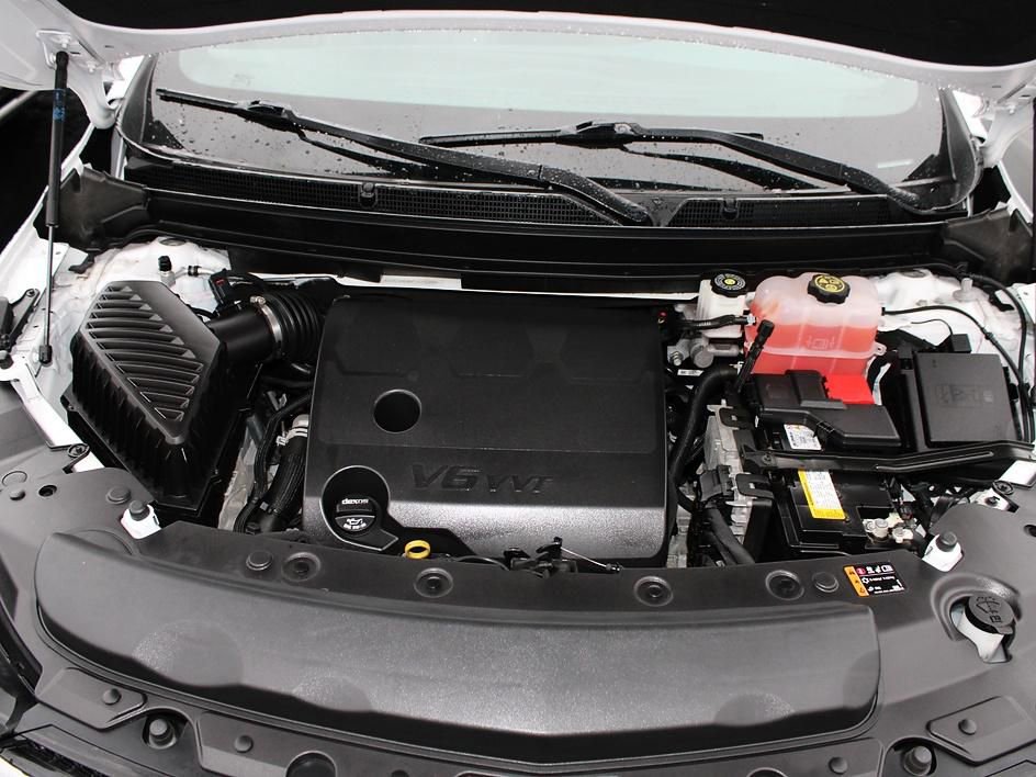 Used 2023 Buick Enclave Essence w/ Sport Touring Edition image 39