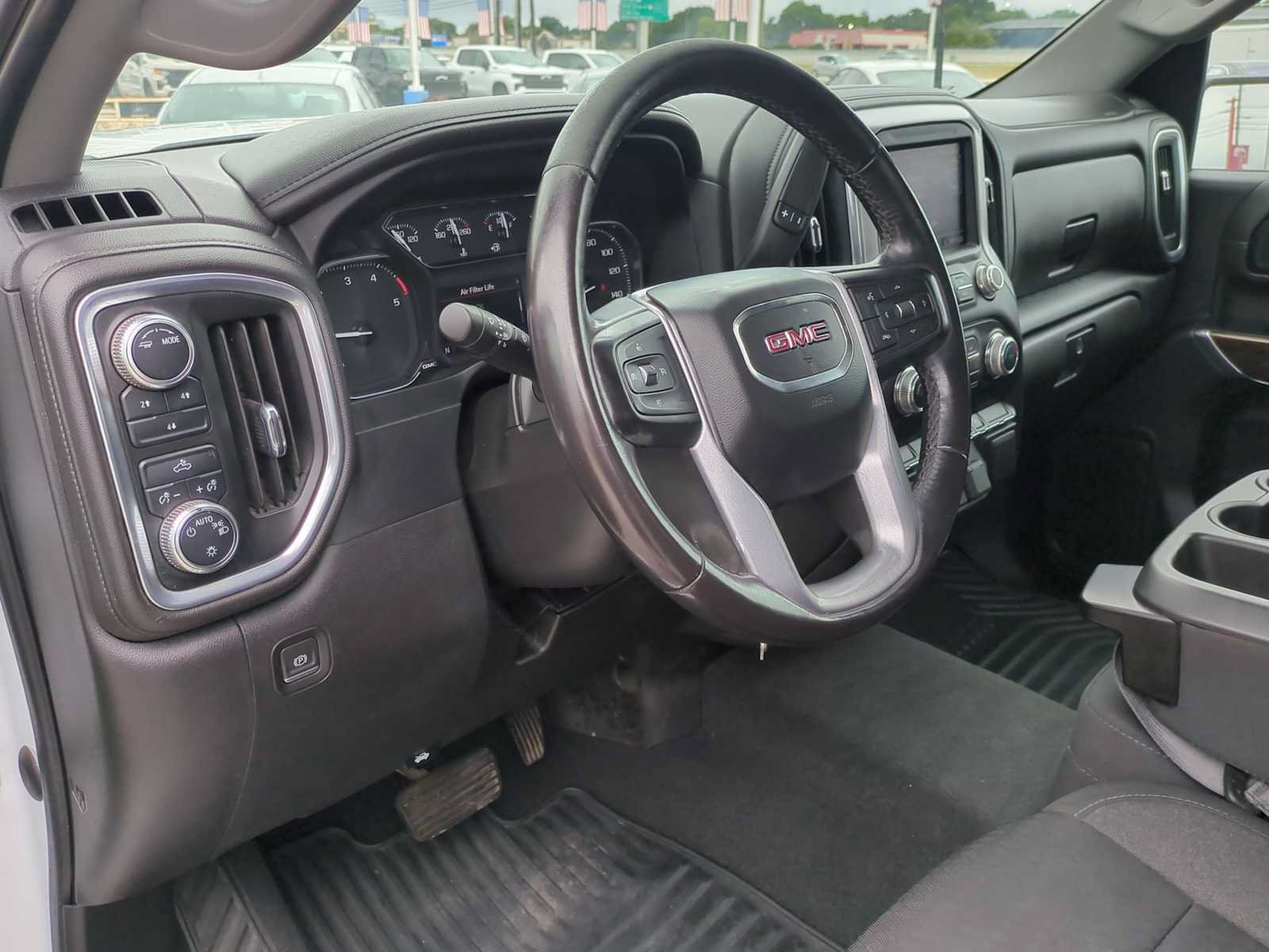 Used 2022 GMC Sierra 2500 SLE w/ Gooseneck/5TH Wheel Package AWD/4WD image 10