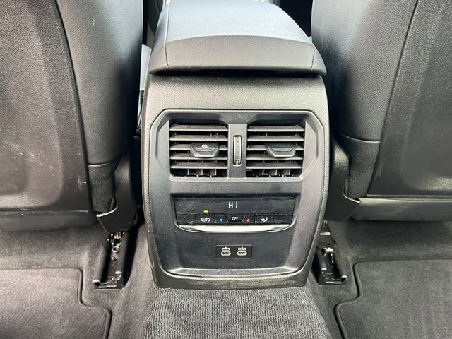 Used 2025 BMW 330i xDrive Sedan image 30