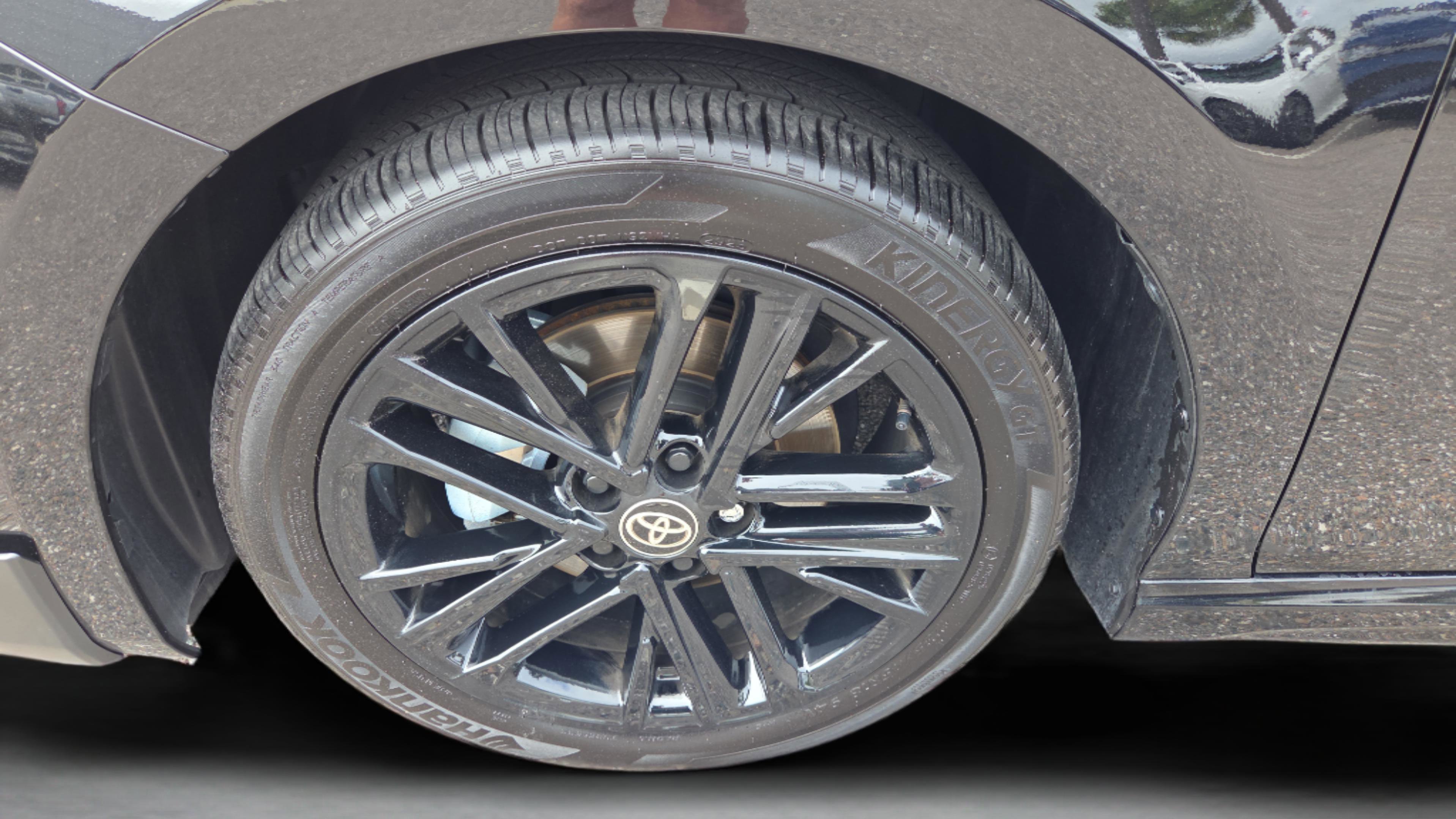 Used 2025 Toyota Camry SE FWD image 30