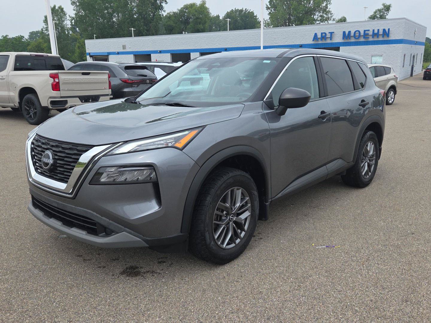 Used 2023 Nissan Rogue S AWD/4WD image 11