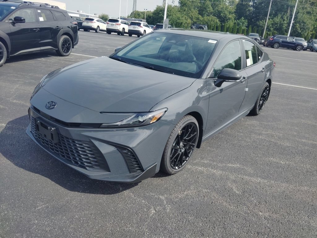 New 2026 Toyota Camry SE w/ Convenience Package AWD/4WD image 2