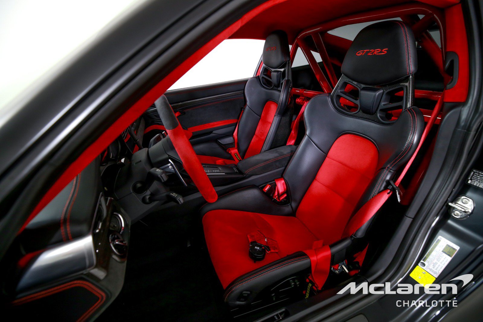 Used 2018 Porsche 911 GT2 RS RWD image 11