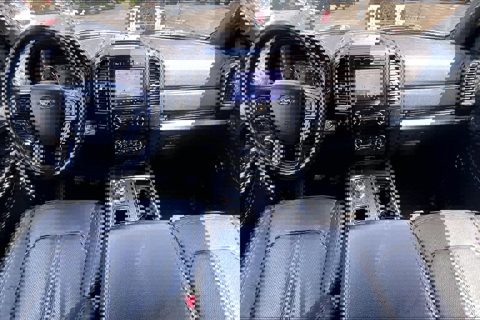 Used 2020 Ford Expedition Limited w/ Equipment Group 301A RWD image 16