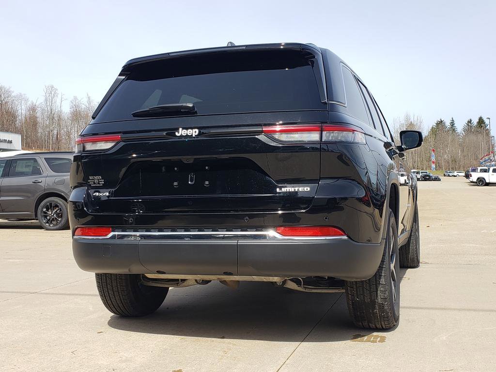 New 2025 Jeep Grand Cherokee Limited image 3