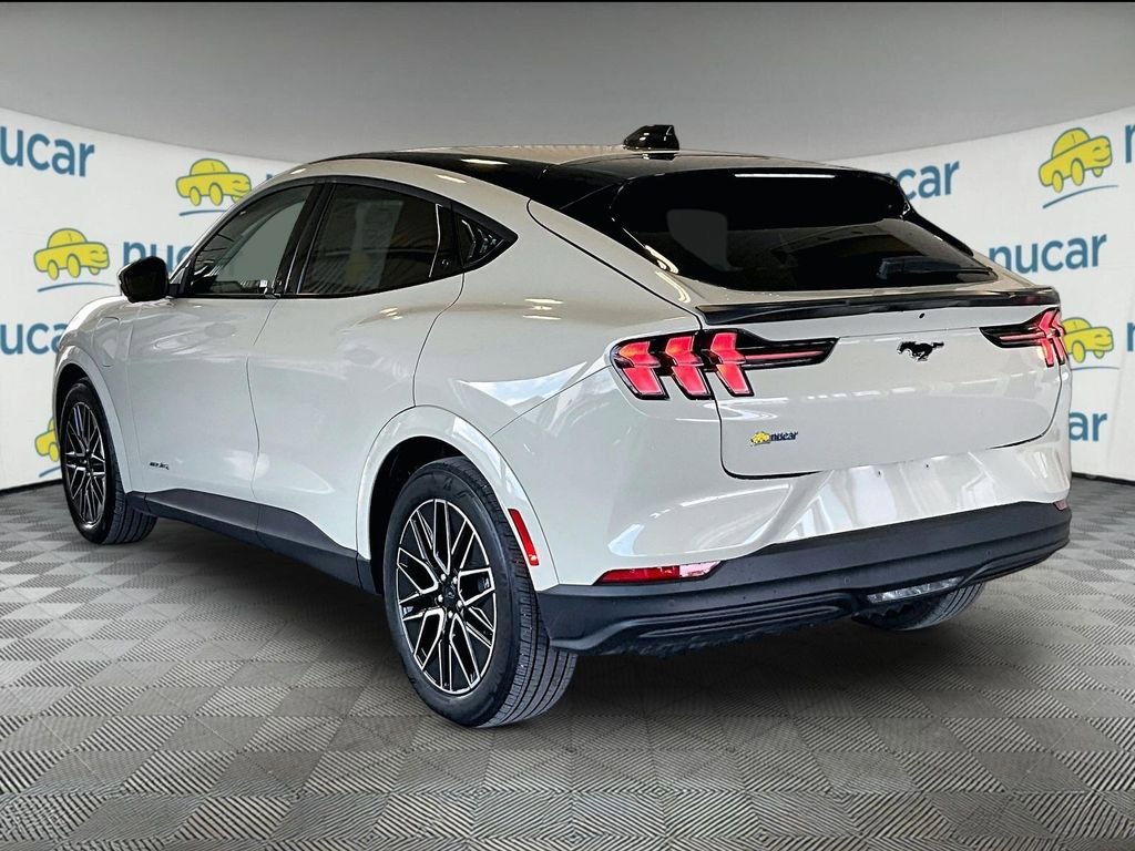 Used 2025 Ford Mustang Mach-E Premium AWD/4WD image 4