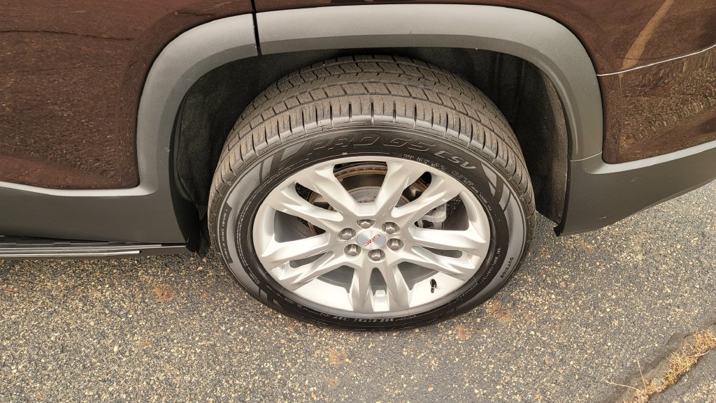 Used 2020 GMC Acadia AT4 AWD/4WD image 8