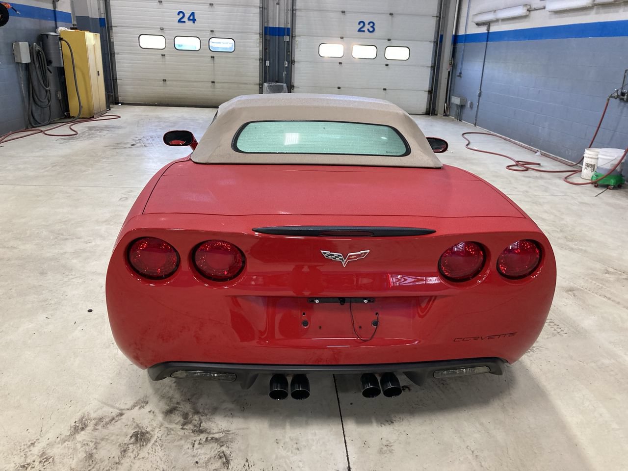 Used 2005 Chevrolet Corvette Convertible w/ Preferred Equipment Group RWD image 6