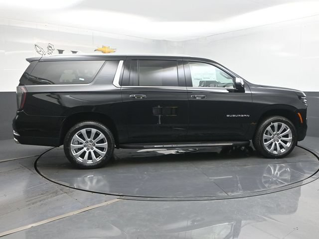 New 2026 Chevrolet Suburban Premier w/ Sun And Tow Package AWD/4WD image 16