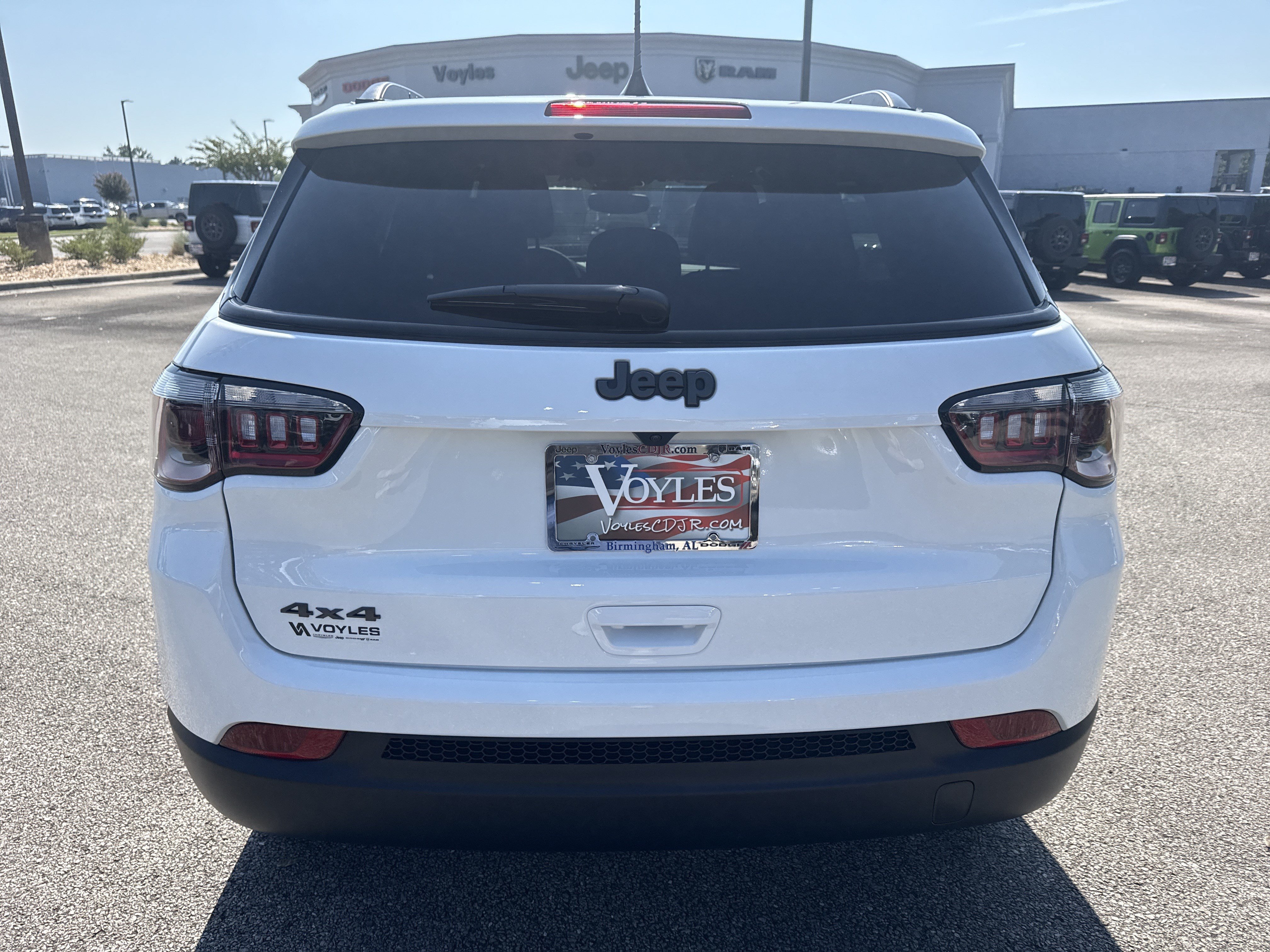 New 2026 Jeep Compass Latitude AWD/4WD image 6