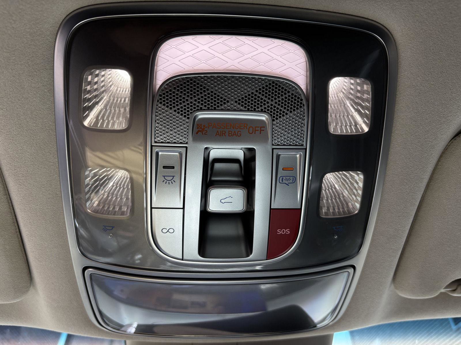 Used 2025 Genesis GV80 3.5T Prestige AWD/4WD image 24