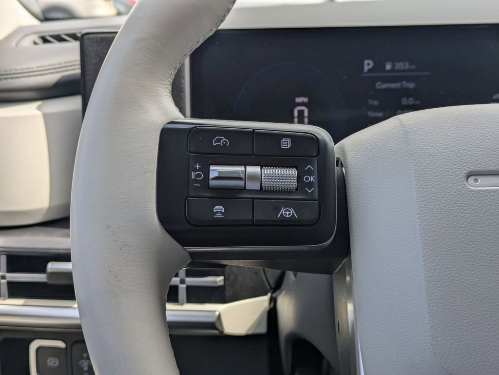 Used 2025 Hyundai Santa Fe SEL image 21